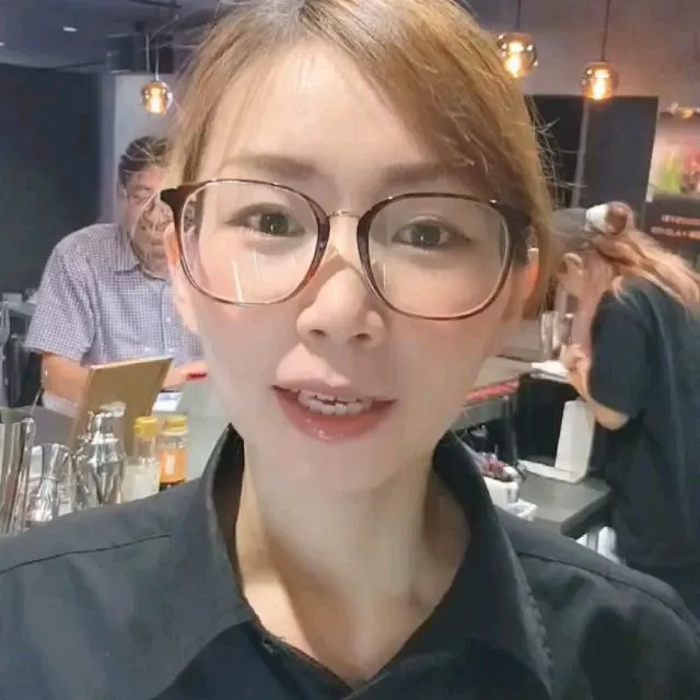 901-QLAY-梅田店BAR TIMEスタートしてます♡