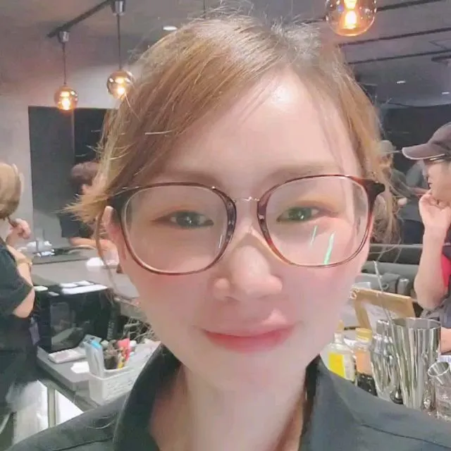 901-QLAY-梅田店BAR TIME始まってます☀